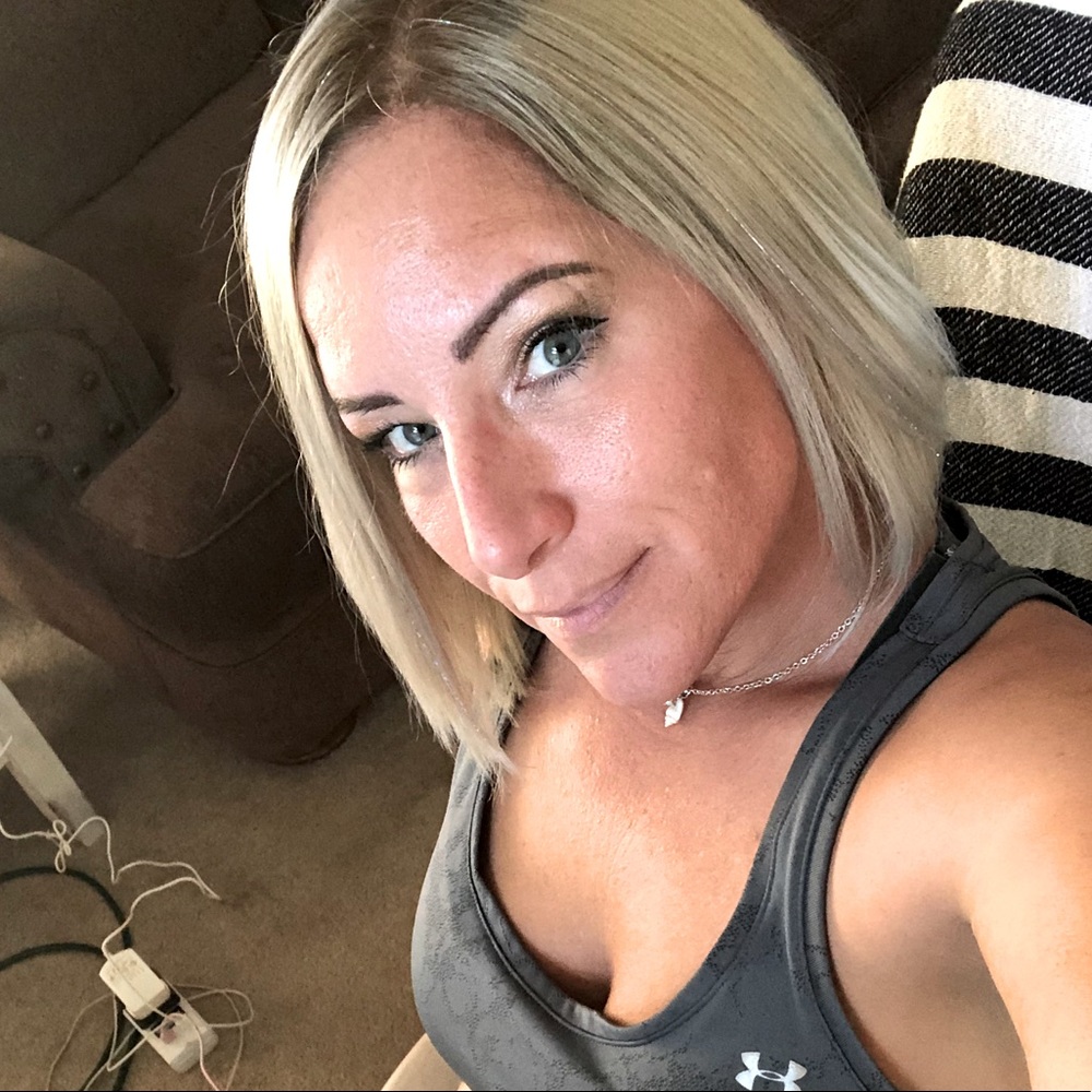 Meet your Posher, Jenny